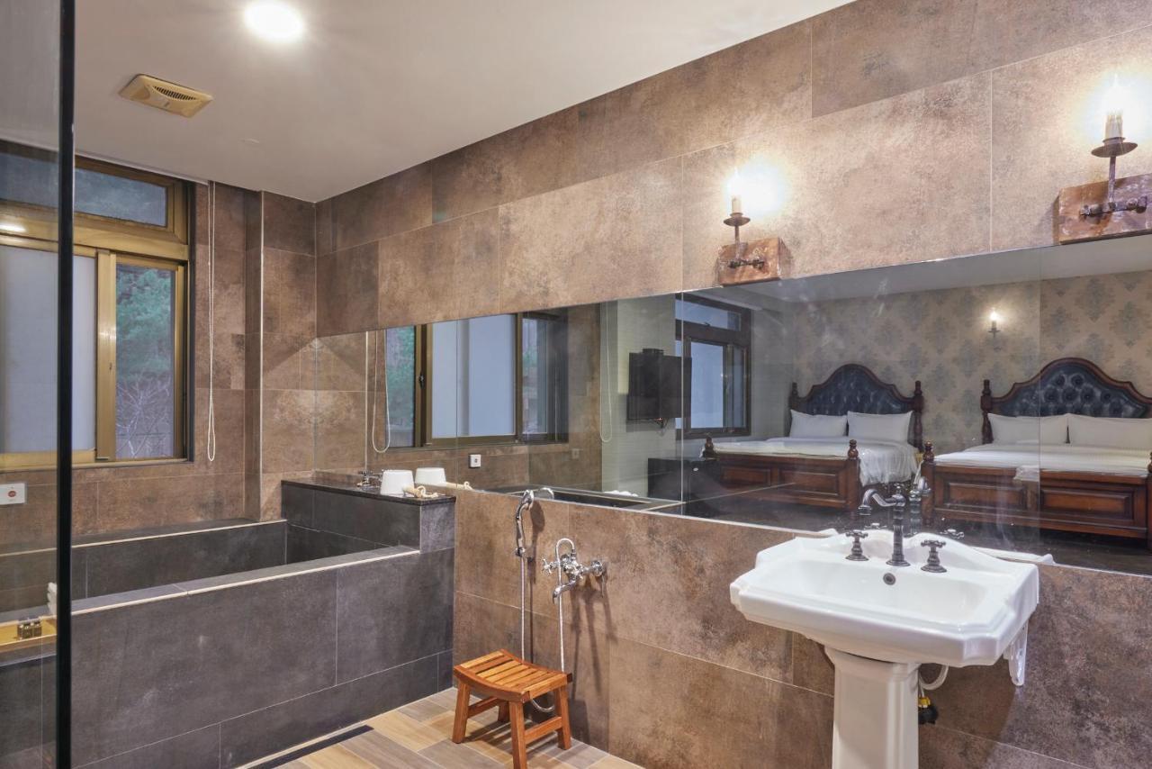 Kyokusui Hotspring Hotel 台北市 エクステリア 写真